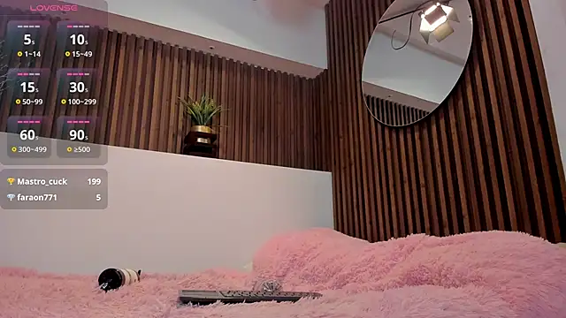 Snapshot of Camila_dupont chatting on March 18, 11:53 pm Camila dupont online show from March 18, 11:53 pm