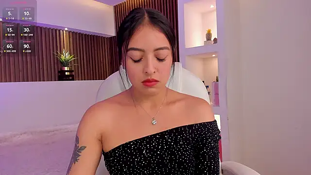 Snapshot of Camila_dupont chatting on February 24, 8:47 pm Camila dupont online show from February 24, 8:47 pm