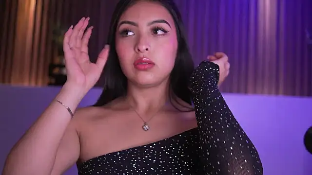 Snapshot of Camila_dupont chatting on November 12, 4:16 am Camila dupont online show from November 12, 4:16 am