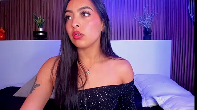 Snapshot of Camila_dupont chatting on November 10, 4:06 am Camila dupont online show from November 10, 4:06 am