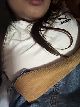 lunagonzales lima 2007 online show from November 2, 2:16 am