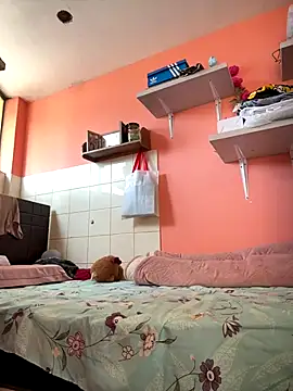 lunagonzales lima 2007 online show from September 30, 7:31 pm