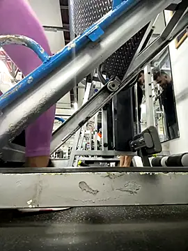 lunagonzales lima 2007 online show from October 2, 3:48 pm