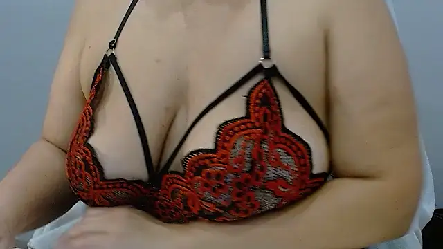 Betty2u online show from October 24, 6:56 am