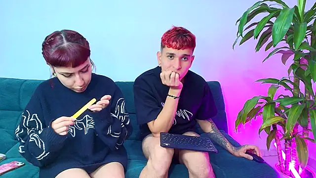 Sky Intimate online show from March 9, 9:46 pm