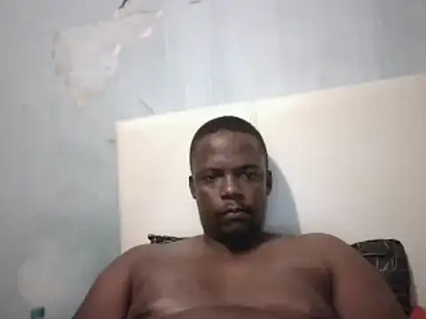 Snapshot of ThamiXX chatting on January 11, 1:59 am ThamiXX online show from January 11, 1:59 am