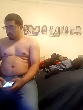 k1oudE online show from December 18, 11:41 pm