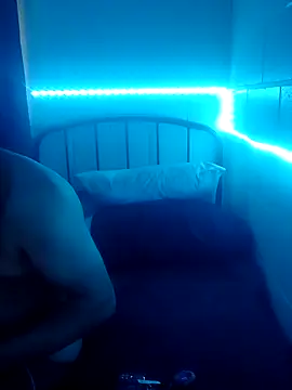 k1oudE online show from April 2, 3:30 pm