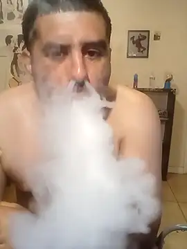 k1oudE online show from November 6, 3:54 am