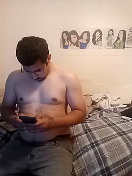 k1oudE online show from February 11, 4:23 am