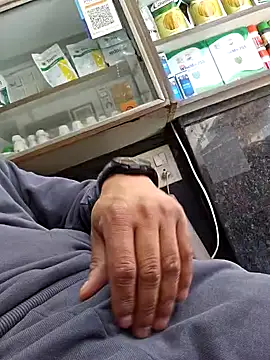 Snapshot of pyasevickybabu563 chatting on March 5, 8:21 am pyasevickybabu563 online show from March 5, 8:21 am