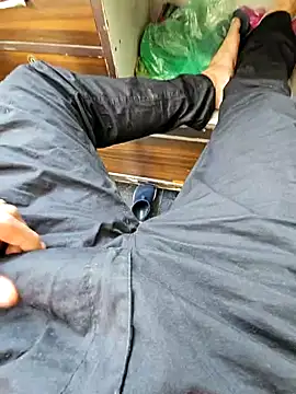 Snapshot of pyasevickybabu563 chatting on March 18, 9:34 am pyasevickybabu563 online show from March 18, 9:34 am