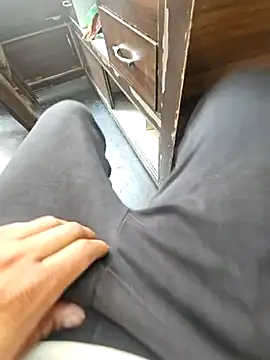 Snapshot of pyasevickybabu563 chatting on March 6, 4:41 am pyasevickybabu563 online show from March 6, 4:41 am