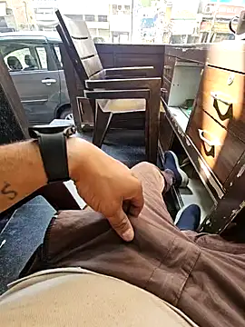 Snapshot of pyasevickybabu563 chatting on March 21, 5:00 am pyasevickybabu563 online show from March 21, 5:00 am