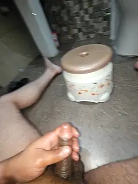 Snapshot of pyasevickybabu563 chatting on March 21, 6:18 pm pyasevickybabu563 online show from March 21, 6:18 pm