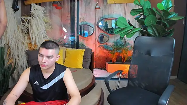 MarcoVitto online show from November 22, 7:46 pm