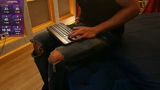 Snapshot of MarcoVitto chatting on January 18, 11:46 am MarcoVitto online show from January 18, 11:46 am