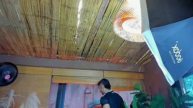 MarcoVitto online show from November 18, 7:28 pm