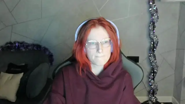 ElizabethHarpper online show from January 9, 1:01 am