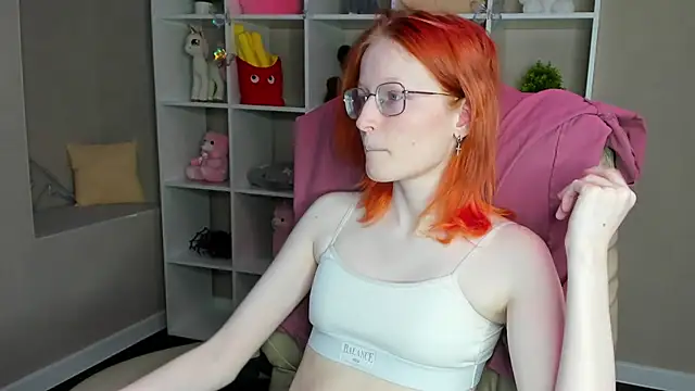 ElizabethHarpper online show from February 13, 9:20 am