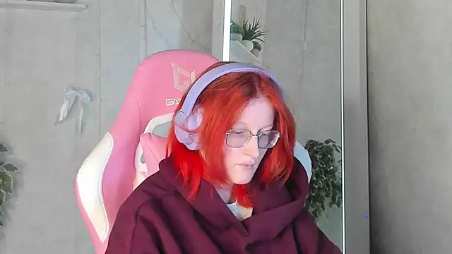 ElizabethHarpper online show from January 7, 1:10 am