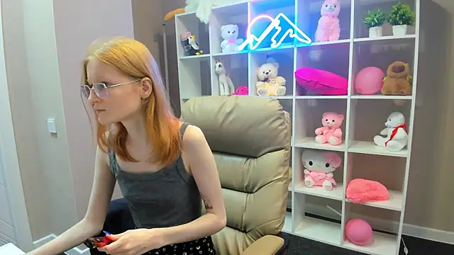 Snapshot of ElizabethHarpper chatting on February 28, 8:31 am ElizabethHarpper online show from February 28, 8:31 am