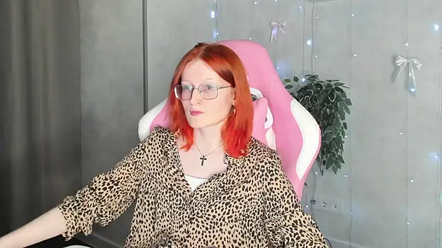 ElizabethHarpper online show from January 10, 9:15 am