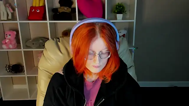 ElizabethHarpper online show from February 11, 9:20 am