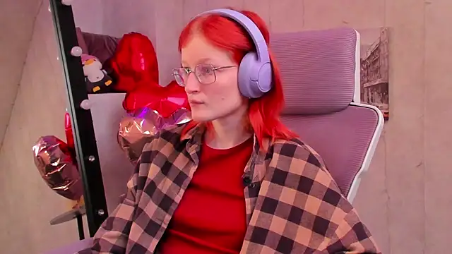 ElizabethHarpper online show from February 16, 9:19 am