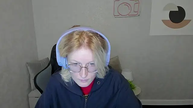 Snapshot of ElizabethHarpper chatting on September 12, 12:11 am ElizabethHarpper online show from September 12, 12:11 am