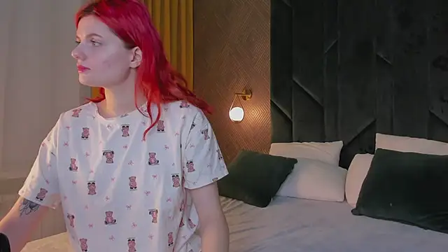 CharlotteMitchell online show from February 5, 9:16 am