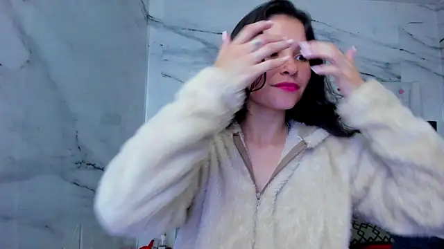 Snapshot of arissha_lee chatting on July 2, 3:23 am arissha lee online show from July 2, 3:23 am