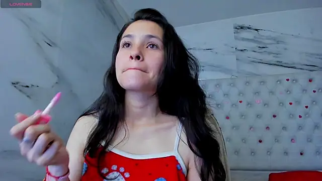 Snapshot of arissha_lee chatting on June 19, 2:28 am arissha lee online show from June 19, 2:28 am