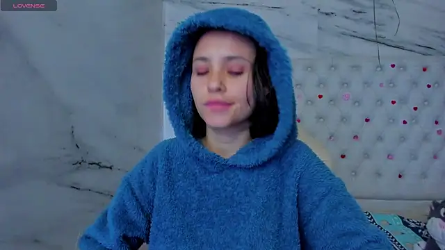 Snapshot of arissha_lee chatting on June 2, 12:49 pm arissha lee online show from June 2, 12:49 pm