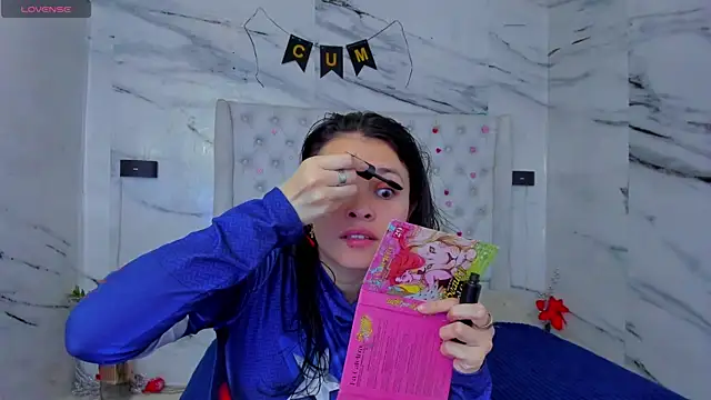 Snapshot of arissha_lee chatting on May 23, 1:21 pm arissha lee online show from May 23, 1:21 pm