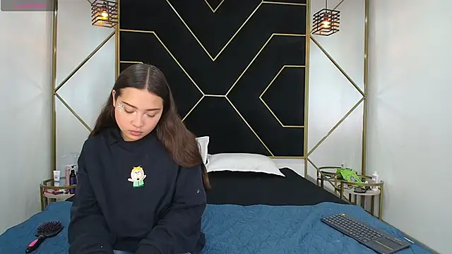 Snapshot of RyanPricee chatting on October 15, 3:38 am RyanPricee online show from October 15, 3:38 am