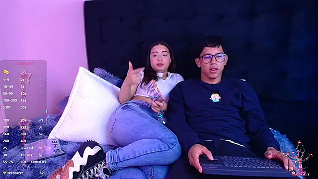 Snapshot of RyanPricee chatting on November 29, 4:01 am RyanPricee online show from November 29, 4:01 am