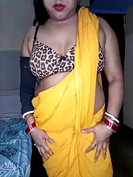 Hot muskaan online show from April 18, 4:31 pm