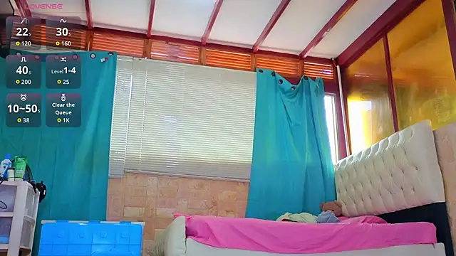 Rocket1978 online show from April 8, 1:45 pm