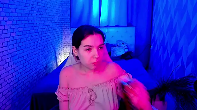 Snapshot of angel___best chatting on February 9, 9:17 pm angel best online show from February 9, 9:17 pm