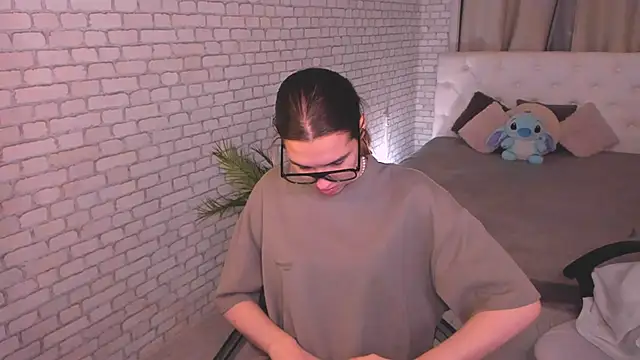 Snapshot of angel___best chatting on January 18, 8:40 pm angel best online show from January 18, 8:40 pm