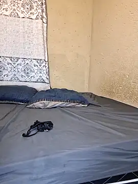 Snapshot of Danymash25 chatting on October 14, 8:42 pm Danymash25 online show from October 14, 8:42 pm