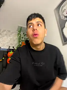 Angel Khouri online show from October 18, 3:41 am