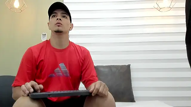 DAVID VICTORIAA online show from September 9, 1:09 pm