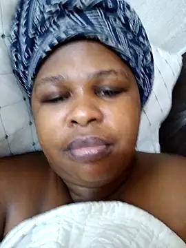 SexyLadyBoosxx online show from October 9, 6:25 am