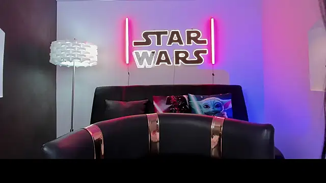 miss   evangeline online show from March 7, 2:07 am