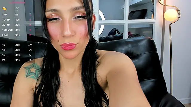 Snapshot of miss___evangeline chatting on March 20, 2:40 am miss evangeline online show from March 20, 2:40 am