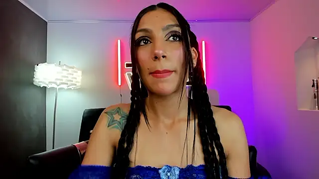 miss   evangeline online show from February 5, 2:07 am