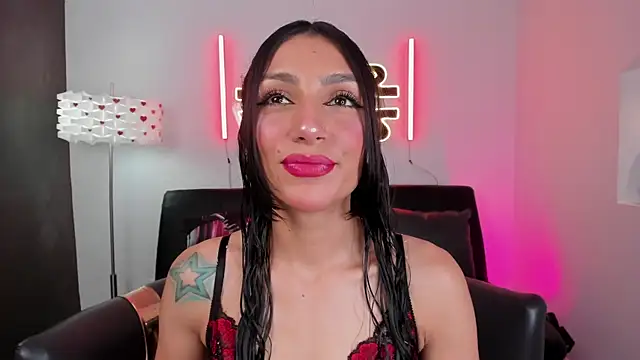 miss   evangeline online show from May 26, 2:31 am