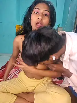 Virl clople online show from January 25, 5:30 pm